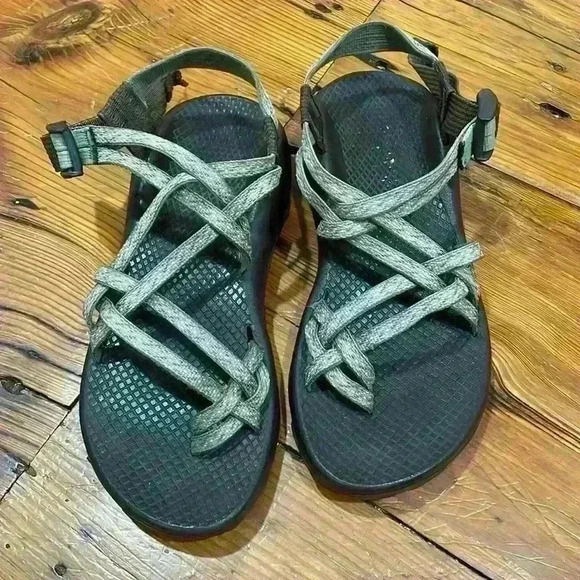 Chaco Vibram Non-Marking Toe Strap Water Sandal Shoes Women’s Green Brown Size 7 - Picture 1 of 12